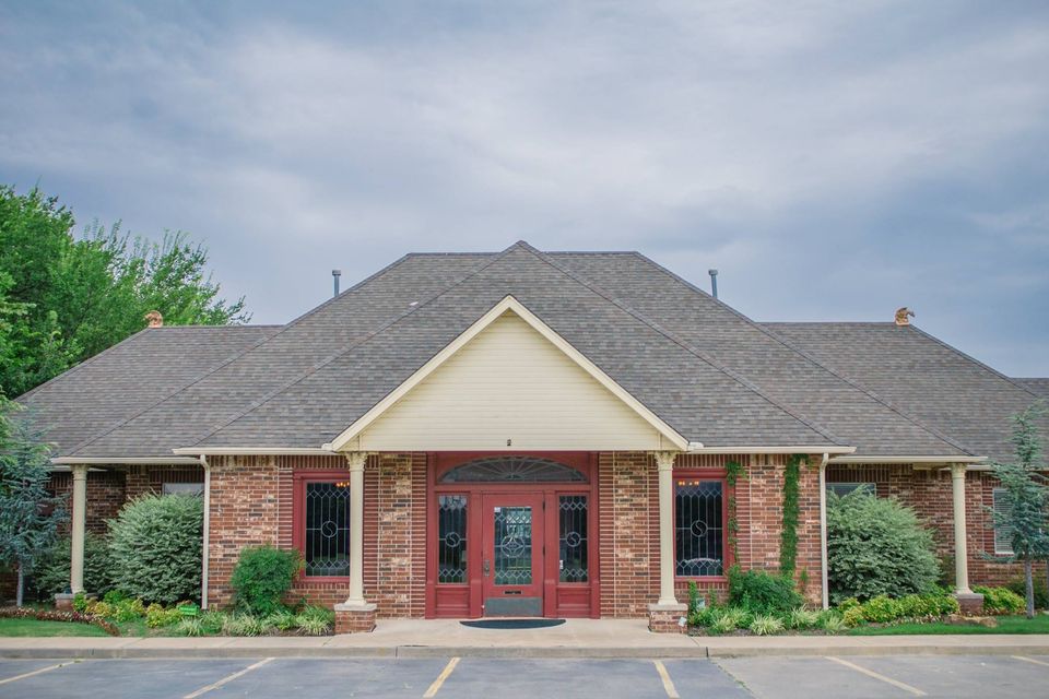 Midwest Smiles Office front